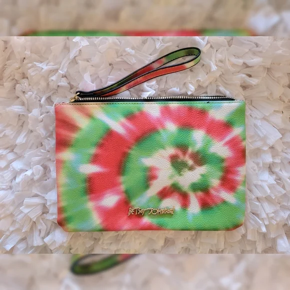 NWOT Betsey Johnson Tye Dye Medium Zip Bag - Picture 2 of 4